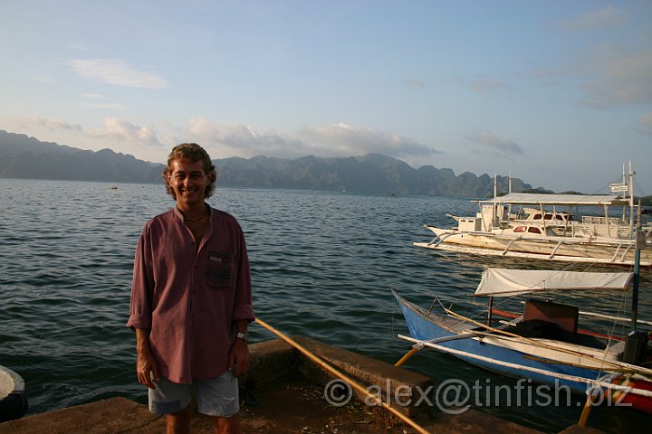 Coron 0154.JPG - Gunter - owner of Discovery Divers... made our stay extremely comfortable with all the diving we asked for